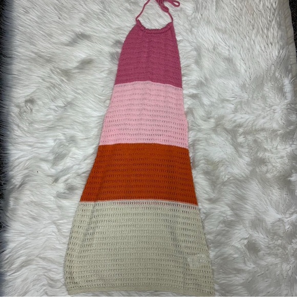 a knit dress - Picture 2 of 2